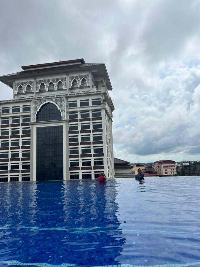 Nusa Luxurious Suite Kota Bharu Bagian luar foto