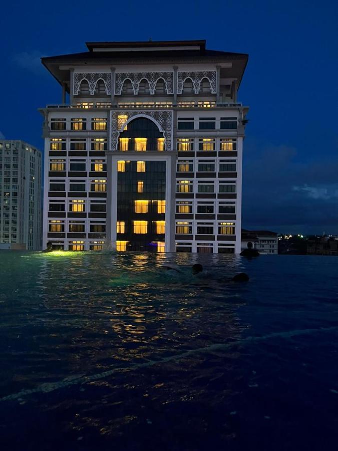Nusa Luxurious Suite Kota Bharu Bagian luar foto