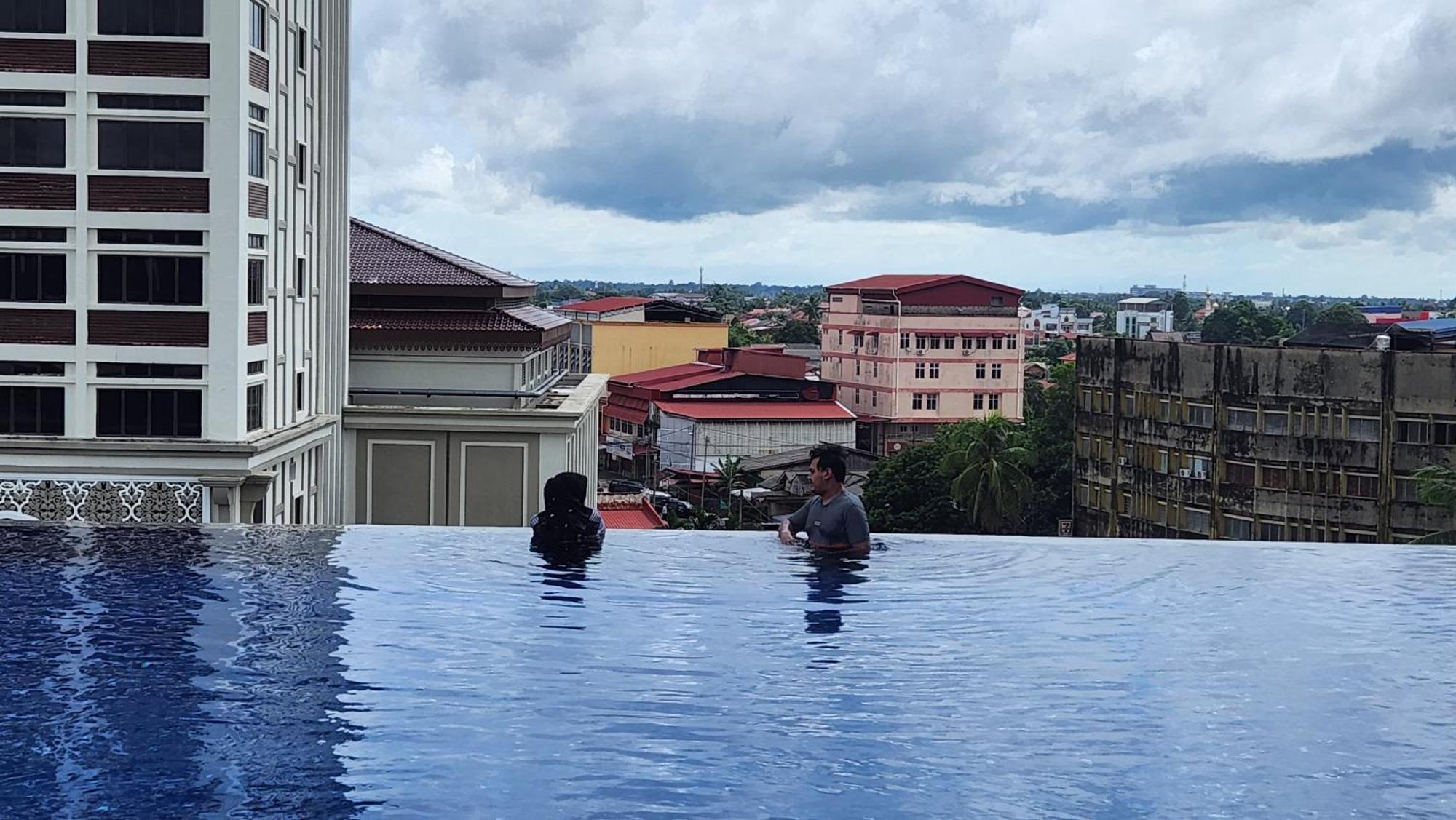 Nusa Luxurious Suite Kota Bharu Bagian luar foto