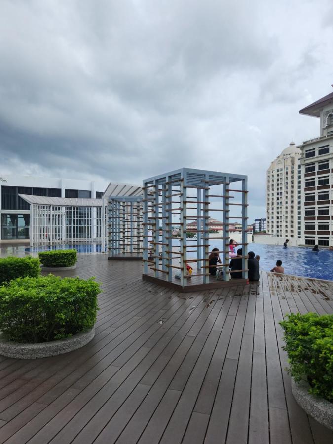 Nusa Luxurious Suite Kota Bharu Bagian luar foto