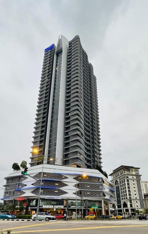 Nusa Luxurious Suite Kota Bharu Bagian luar foto