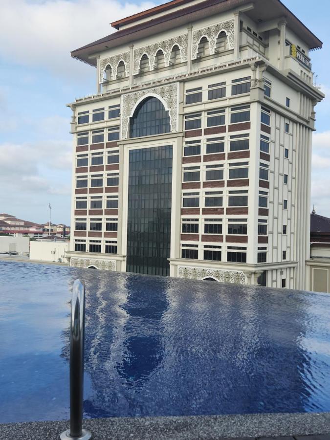 Nusa Luxurious Suite Kota Bharu Bagian luar foto